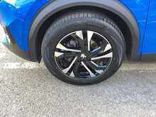 Peugeot 2008 PureTech GT - U43881