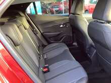 Peugeot 2008 PureTech Allure - U43893