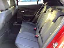 Peugeot 2008 PureTech Allure - U43893