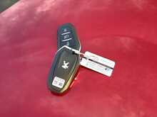 Peugeot 2008 PureTech Allure - U43893