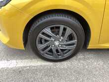 Peugeot 208 PureTech Active Premium + - U43924