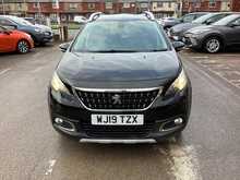 Peugeot 2008 PureTech Allure Premium - U43941