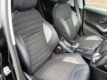 Peugeot 2008 PureTech Allure Premium - U43941