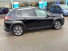 Peugeot 2008 PureTech Allure Premium - U43941