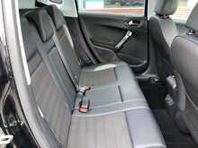 Peugeot 2008 PureTech Allure Premium - U43941