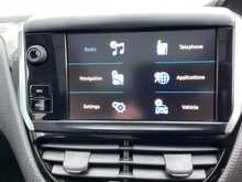 Peugeot 2008 PureTech Allure Premium - U43941