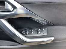 Peugeot 2008 PureTech Allure Premium - U43941