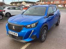 Peugeot 2008 PureTech Active Premium + - U43960