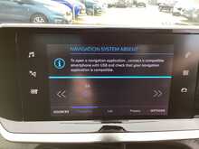 Peugeot 2008 PureTech Active Premium + - U43960