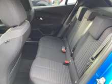 Peugeot 2008 PureTech Active Premium + - U43960