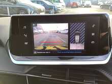 Peugeot 208 PureTech Allure Premium + - U43995