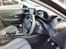 Peugeot 208 PureTech Allure Premium + - U43995