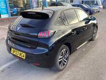 Peugeot 208 PureTech Allure Premium + - U43995