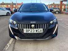 Peugeot 208 PureTech Allure Premium + - U43995