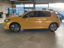 Peugeot 208 PureTech Allure Premium + - U44002