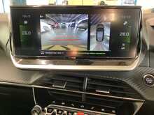 Peugeot 208 PureTech Allure Premium + - U44002