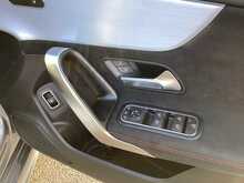 Mercedes-Benz CLA CLA200h MHEV AMG Line - U44007