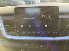 Kia Stonic T-GDi 2 - U44019