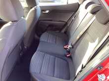 Kia Stonic T-GDi 2 - U44019