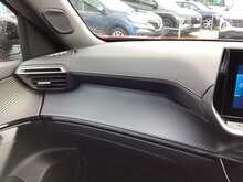 Peugeot E-2008 GT Premium - U44041