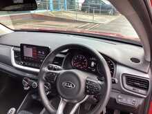 Kia Stonic T-GDi 2 - U44057
