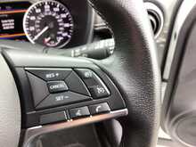 Nissan Juke DIG-T N-Connecta - U44068