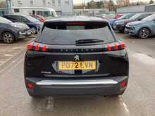 Peugeot 2008 PureTech Active Premium + - U44070