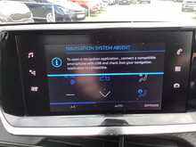 Peugeot 2008 PureTech Active Premium + - U44070