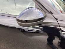 Peugeot 2008 PureTech Active Premium + - U44070