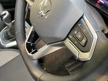 Volkswagen Polo TSI Life - U44079