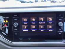 Volkswagen Polo EVO SE - U44088