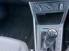 Volkswagen Polo EVO SE - U44088