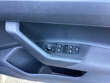 Volkswagen Polo EVO SE - U44088