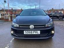 Volkswagen Polo EVO SE - U44088