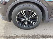 Volkswagen Tiguan TDI SE - U44097