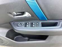 Citroen e-C4 Shine Plus - U44098