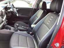 Kia Stonic T-GDi MHEV GT-Line S - U44104