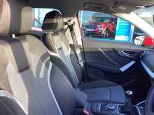 Audi Q2 TDI Sport - U44105