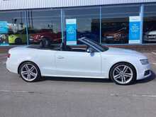 Audi S5 TFSI V6 - U44112