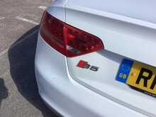 Audi S5 TFSI V6 - U44112