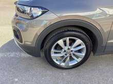 Volkswagen T-Cross TSI SE - U44122