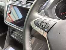 Volkswagen Tiguan TSI Active - U44126