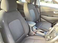 Hyundai KONA T-GDi MHEV SE Connect - U44127