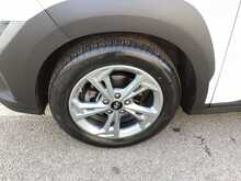 Hyundai KONA T-GDi MHEV SE Connect - U44127