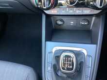 Hyundai KONA T-GDi MHEV SE Connect - U44140