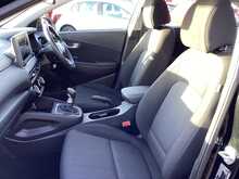 Hyundai KONA T-GDi MHEV SE Connect - U44140