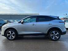 Nissan Qashqai DIG-T MHEV N-Connecta - U44142