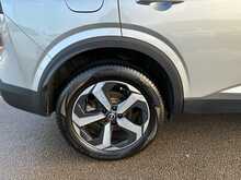 Nissan Qashqai DIG-T MHEV N-Connecta - U44142