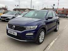 Volkswagen T-Roc TDI SE - U44144