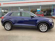 Volkswagen T-Roc TDI SE - U44144